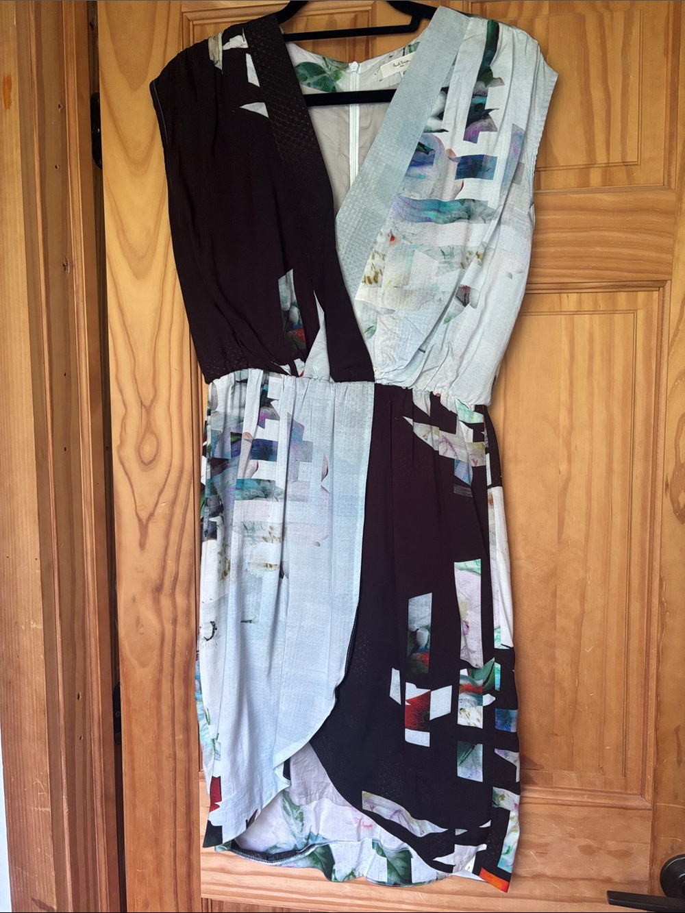 Elegant Modern Paul Smith Black and White Linen Blend Dress with Floral Accents